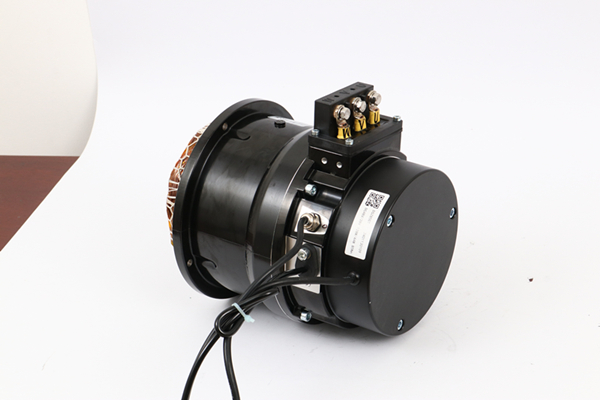 如何降低交流低壓交流電機運行期間的噪音？